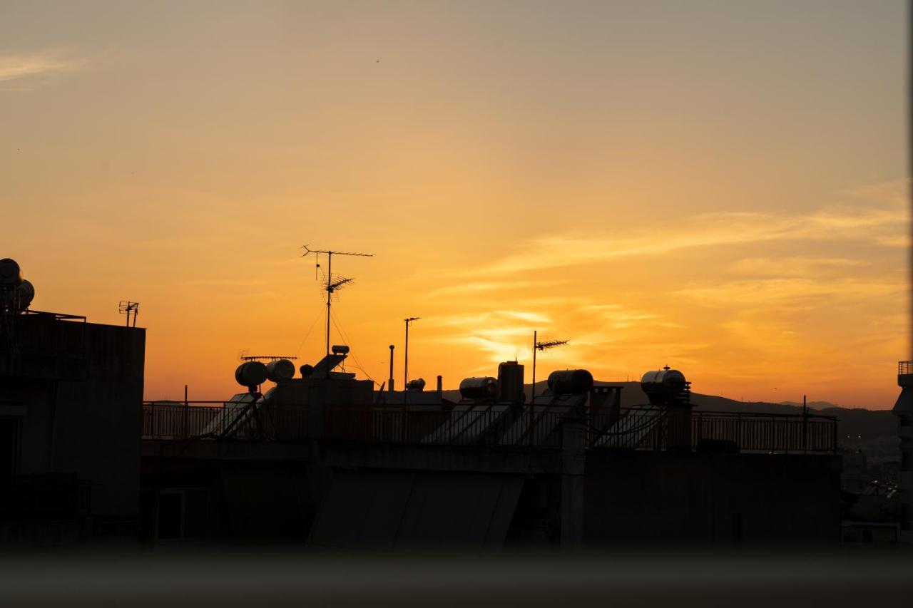 Sunny Penthouse W/ Acropolis View Next To Metro Leilighet Athen Eksteriør bilde